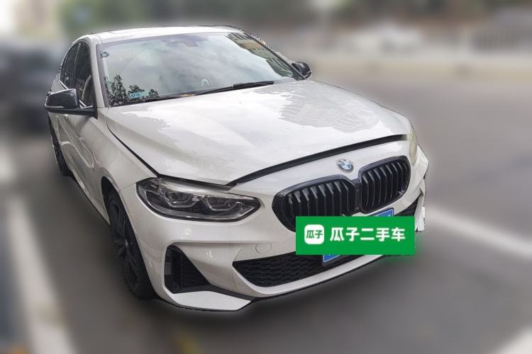Used BMW 1 Series 2021 125i M Sport Night Edition Front Right 45 Deg