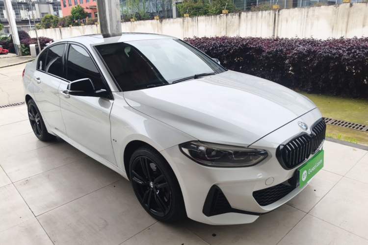 Used BMW 1 Series 2021 125i M Sport Night Edition Front Right 45 Deg
