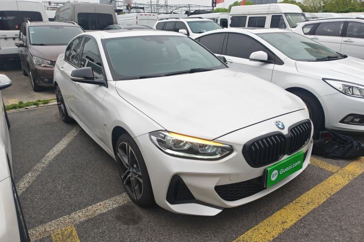 Used BMW 1 Series 2021 Restyled 125i M Sport Night Edition Front Right 45 Deg