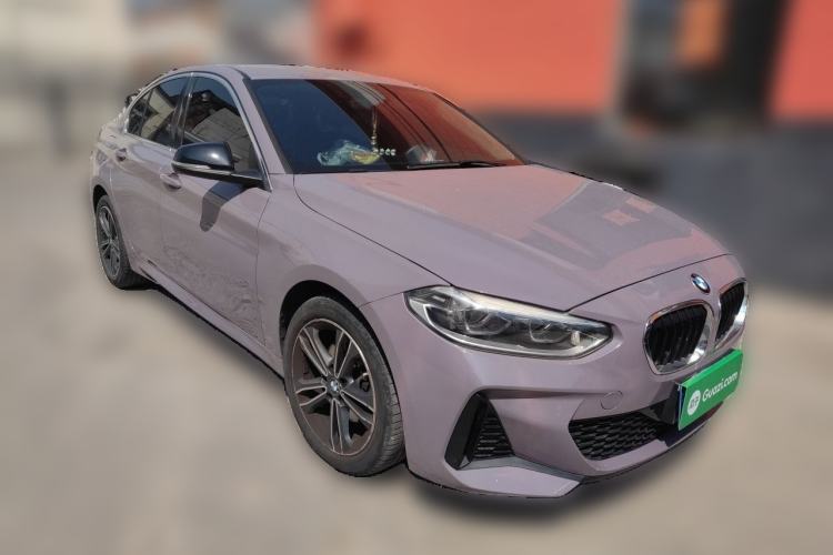 Used BMW 1 Series 2021 120i M Sport Edition Front Right 45 Deg