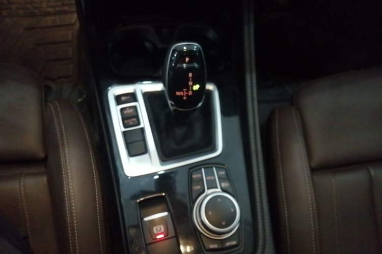 Used BMW 1 Series 2021 125i M Sport Night Edition Gear Lever
