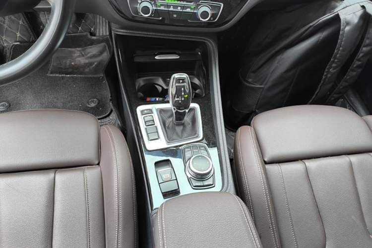 Used BMW 1 Series 2021 125i M Sport Night Edition Gear Lever