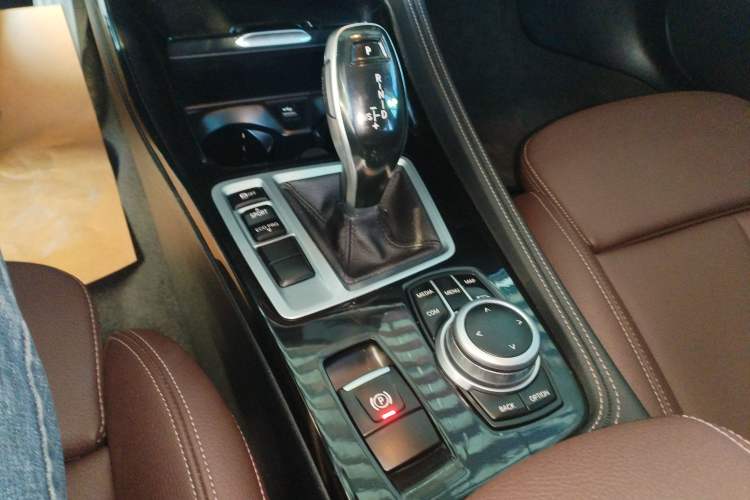 Used BMW 1 Series 2021 120i M Sport Night Edition Gear Lever