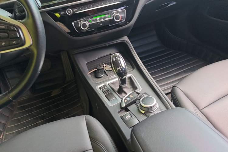 Used BMW 1 Series 2021 120i M Sport Edition Gear Lever