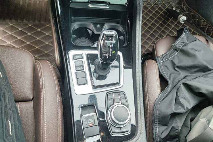 Used BMW 1 Series 2021 Restyled 125i M Sport Night Edition Gear Lever