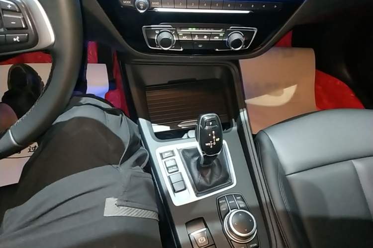 Used BMW 1 Series 2021 Revised 120i M Sport Edition Gear Lever