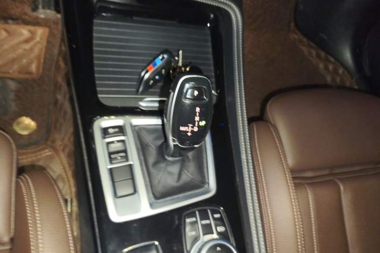 Used BMW 1 Series 2021 125i M Sport Night Edition Gear Lever