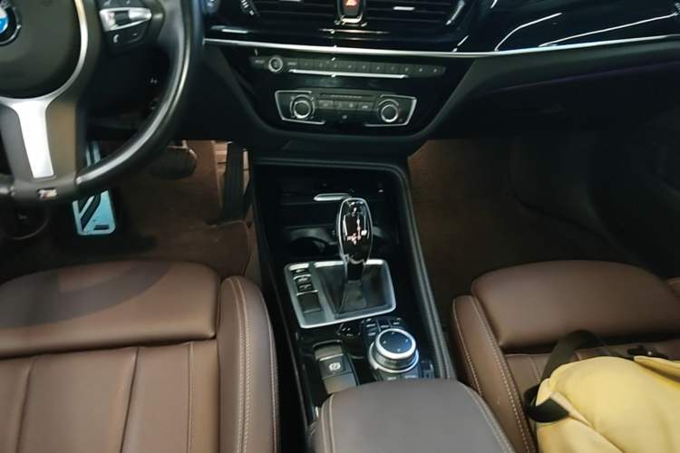 Used BMW 1 Series 2021 Restyled 125i M Sport Night Edition Gear Lever