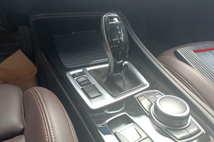 Used BMW 1 Series 2021 125i M Sport Night Edition Gear Lever