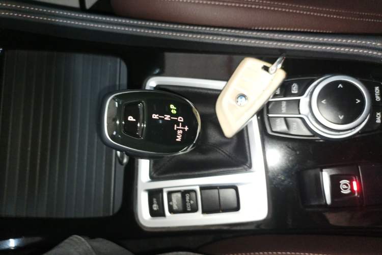 Used BMW 1 Series 2021 120i M Sport Night Edition Gear Lever