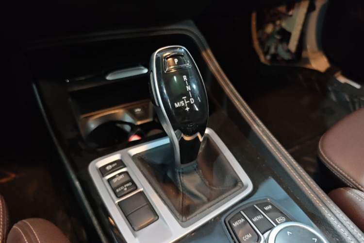 Used BMW 1 Series 2021 Revised 120i M Sport Night Edition Gear Lever