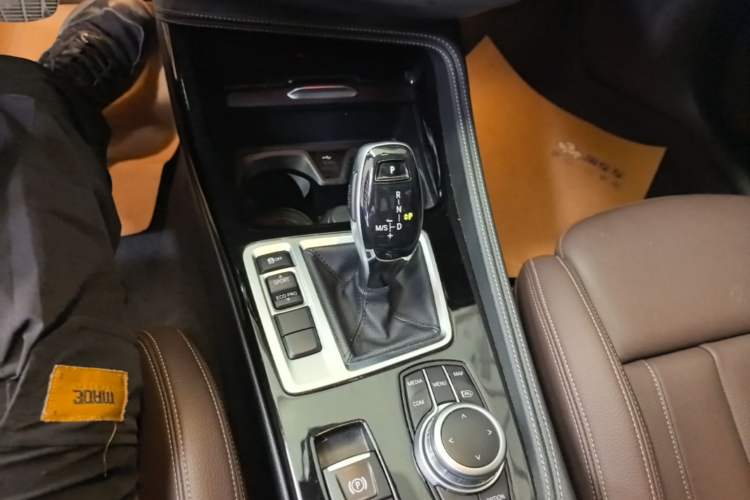 Used BMW 1 Series 2021 Restyled 125i M Sport Night Edition Gear Lever