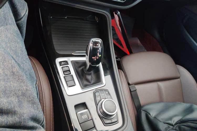 Used BMW 1 Series 2021 120i M Sport Night Edition Gear Lever