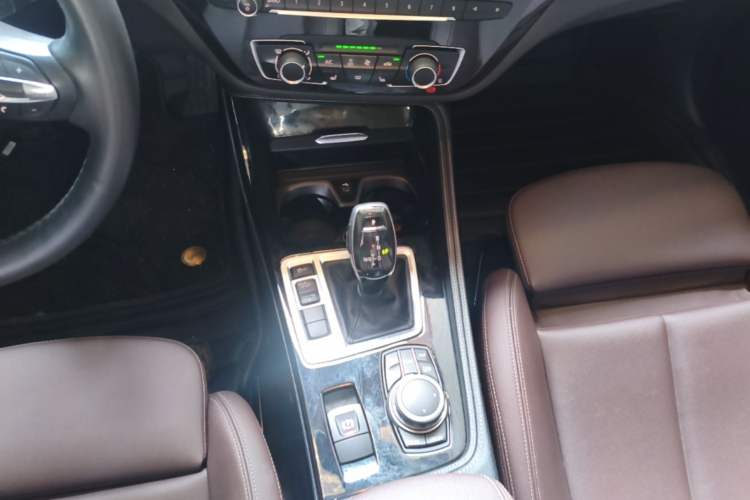 Used BMW 1 Series 2021 120i M Sport Night Edition Gear Lever