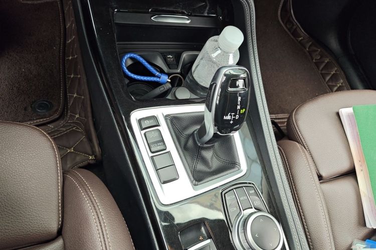 Used BMW 1 Series 2021 120i M Sport Night Edition Gear Lever