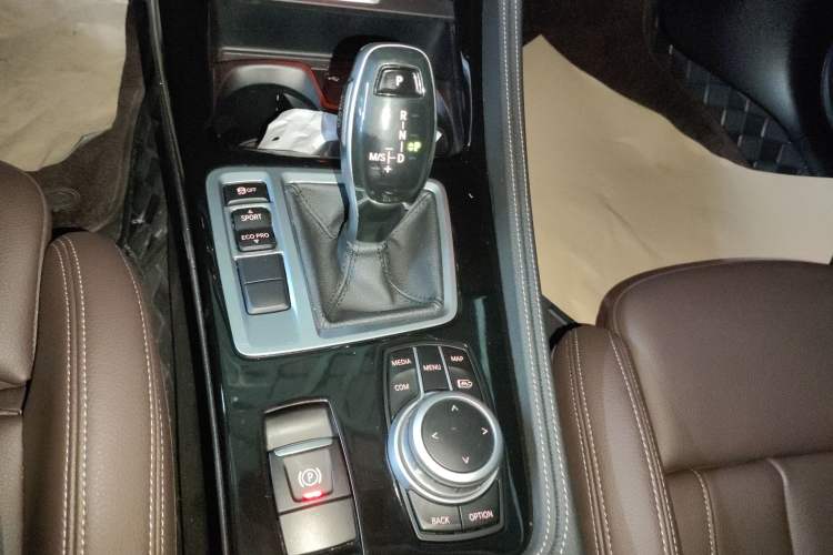 Used BMW 1 Series 2021 125i M Sport Night Edition Gear Lever