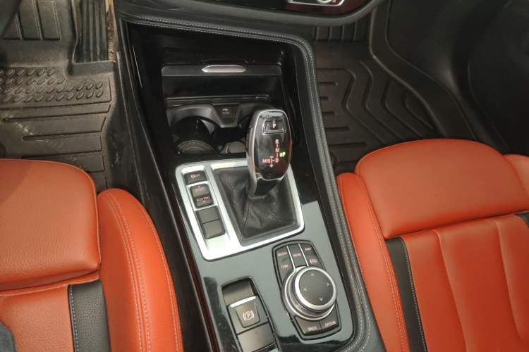 Used BMW 1 Series 2021 125i M Sport Night Edition Gear Lever