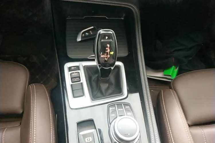 Used BMW 1 Series 2021 125i M Sport Night Edition Gear Lever