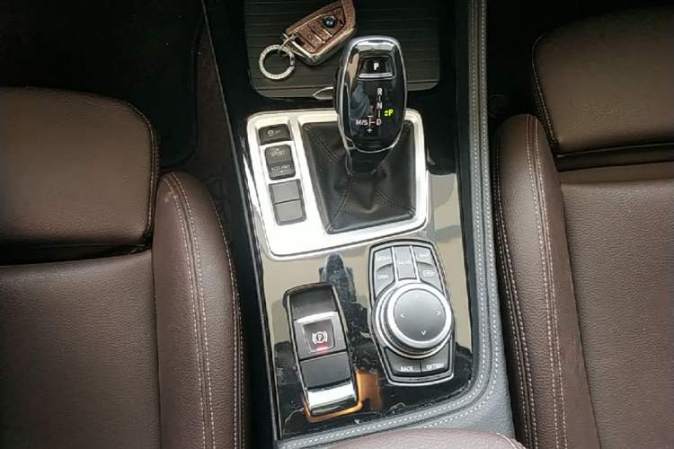 Used BMW 1 Series 2021 120i M Sport Night Edition Gear Lever