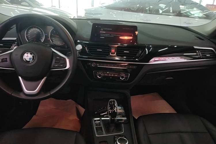 Used BMW 1 Series 2021 120i M Sport Edition Gear Lever