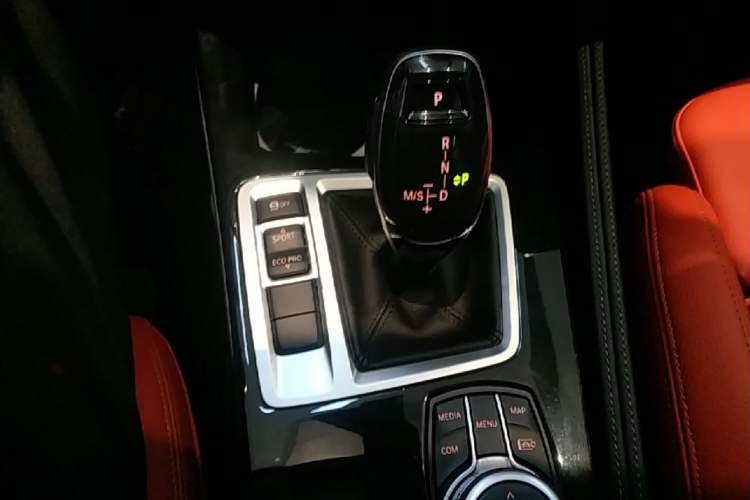 Used BMW 1 Series 2021 125i M Sport Night Edition Gear Lever
