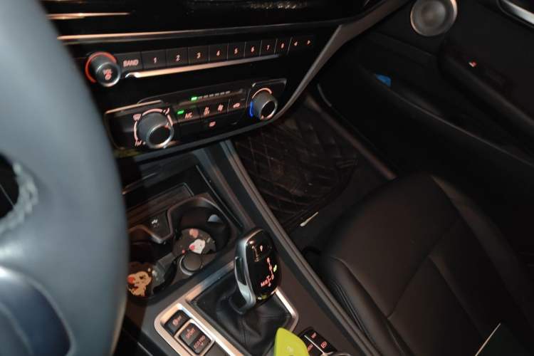 Used BMW 1 Series 2021 Revised 120i M Sport Edition Gear Lever