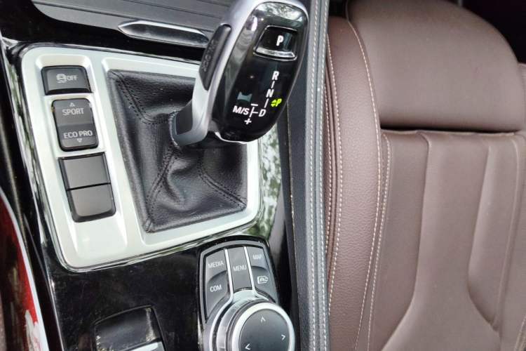 Used BMW 1 Series 2021 Restyled 125i M Sport Night Edition Gear Lever