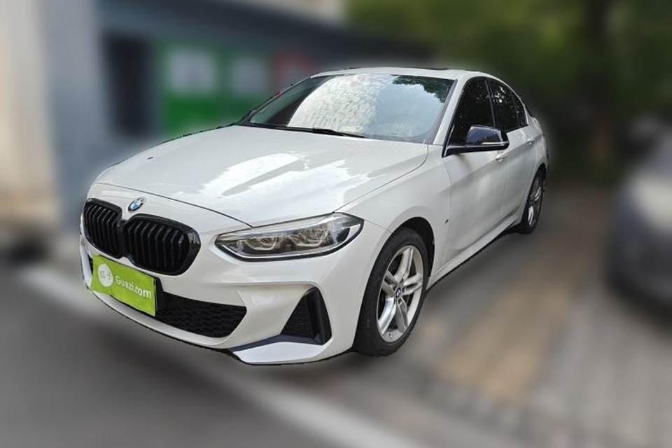 BMW 1 Series 2021