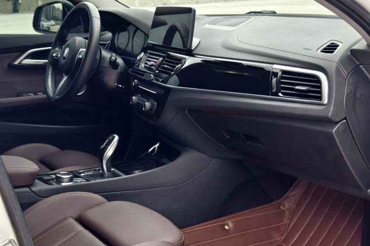 Used BMW 1 Series 2021 Restyled 125i M Sport Night Edition Interior 1