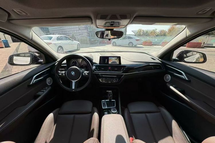Used BMW 1 Series 2021 120i M Sport Night Edition Interior 1