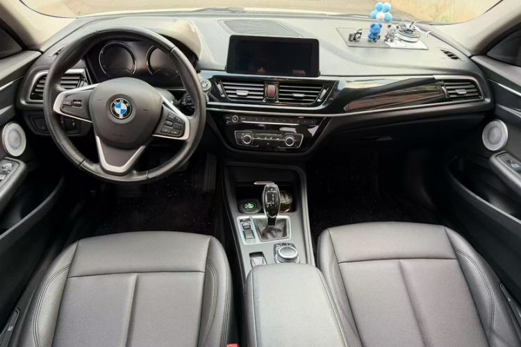 Used BMW 1 Series 2021 120i M Sport Edition Interior 1