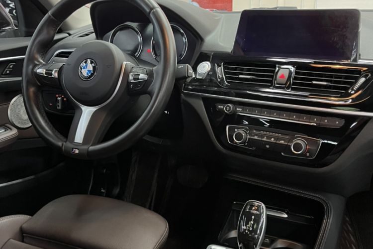 Used BMW 1 Series 2021 120i M Sport Night Edition Interior 1