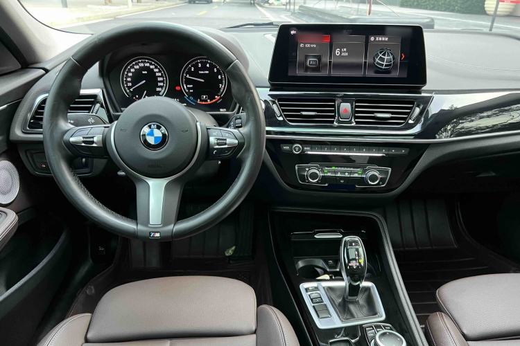 Used BMW 1 Series 2021 Revised 120i M Sport Night Edition Interior 10