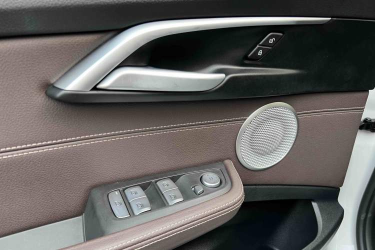 Used BMW 1 Series 2021 Revised 120i M Sport Night Edition Interior 12