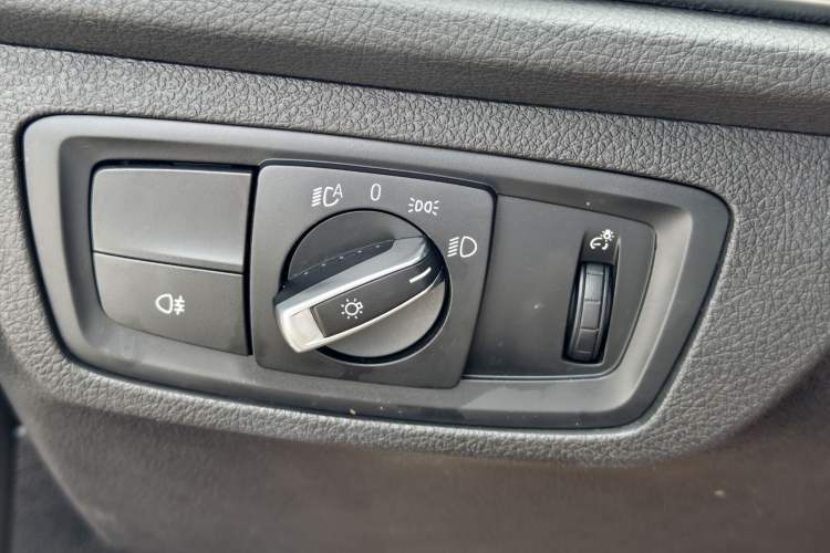 Used BMW 1 Series 2021 Restyled 125i M Sport Night Edition Interior 13
