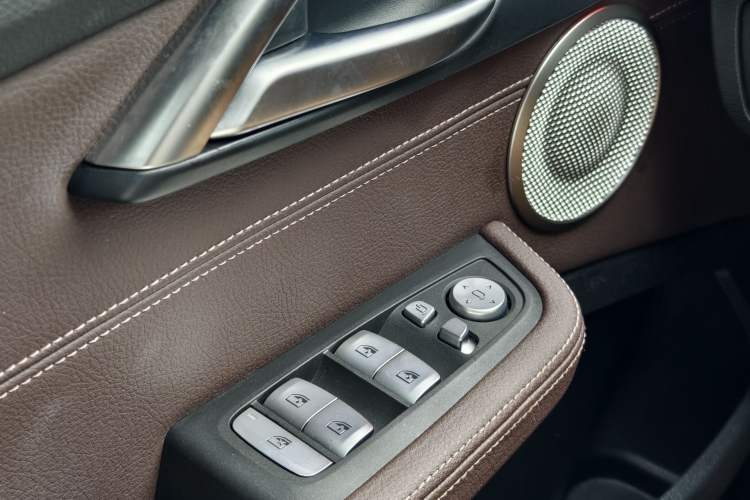 Used BMW 1 Series 2021 Restyled 125i M Sport Night Edition Interior 15