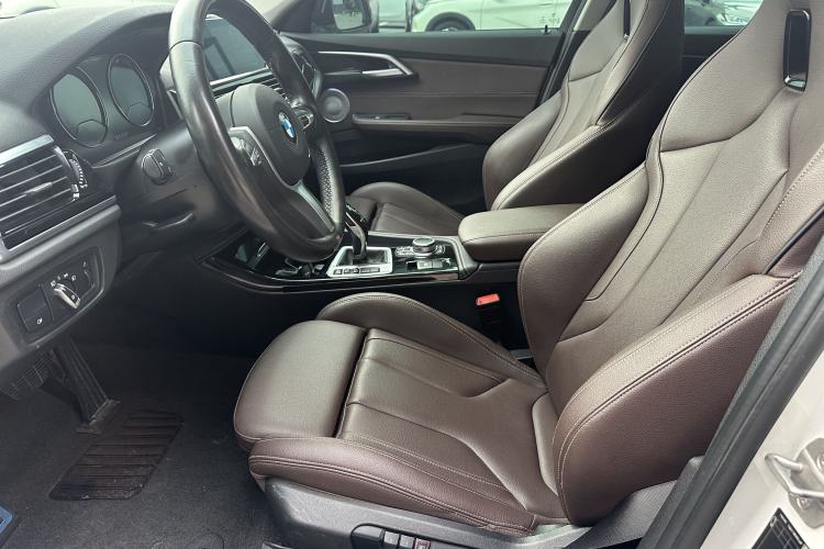Used BMW 1 Series 2021 125i M Sport Night Edition Interior 2