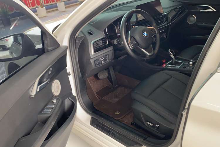Used BMW 1 Series 2021 Revised 120i M Sport Edition Interior 2