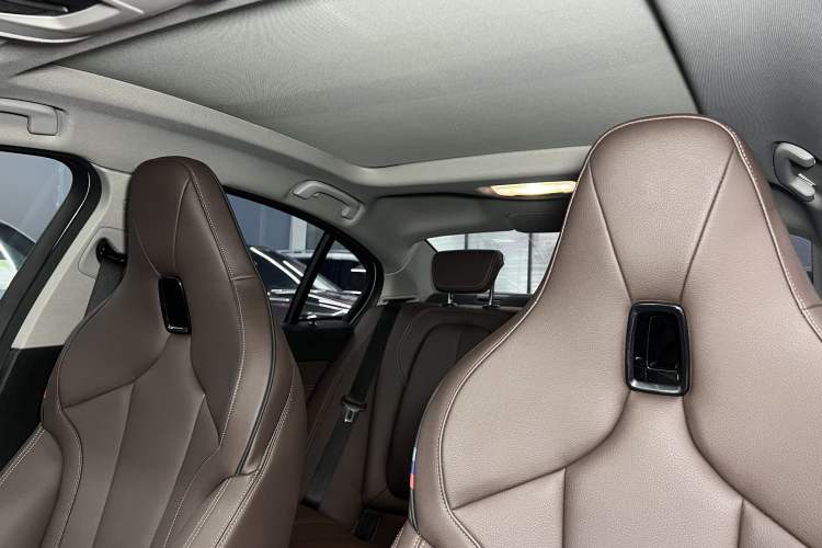 Used BMW 1 Series 2021 Restyled 125i M Sport Night Edition Interior 2