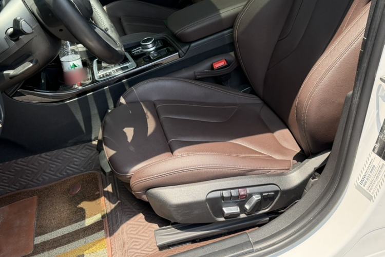 Used BMW 1 Series 2021 Restyled 125i M Sport Night Edition Interior 2