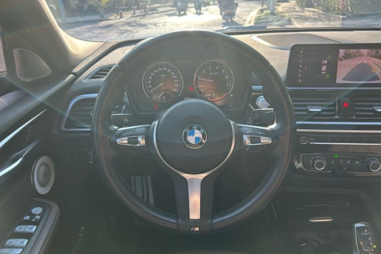 Used BMW 1 Series 2021 120i M Sport Night Edition Interior 2