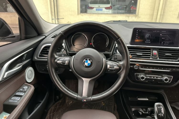 Used BMW 1 Series 2021 120i M Sport Night Edition Interior 2