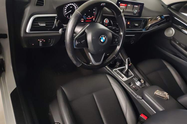 Used BMW 1 Series 2021 120i M Sport Edition Interior 3