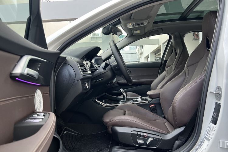 Used BMW 1 Series 2021 125i M Sport Night Edition Interior 3