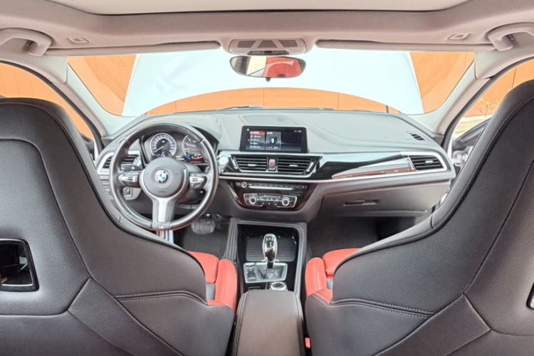 Used BMW 1 Series 2021 125i M Sport Night Edition Interior 3