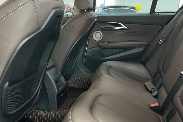 Used BMW 1 Series 2021 120i M Sport Night Edition Interior 3