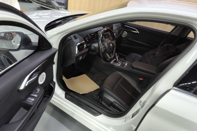 Used BMW 1 Series 2021 120i M Sport Edition Interior 3