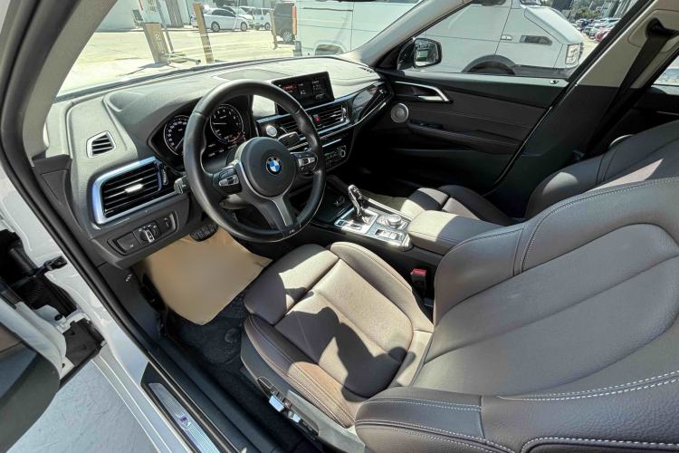 Used BMW 1 Series 2021 120i M Sport Night Edition Interior 3