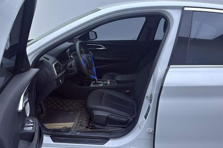 Used BMW 1 Series 2021 Revised 120i M Sport Edition Interior 4