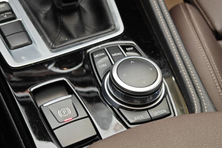 Used BMW 1 Series 2021 Revised 120i M Sport Night Edition Interior 4
